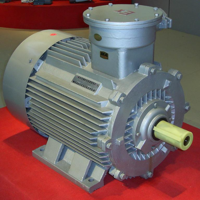 YVFE2-315M-4防爆电机45°角实拍